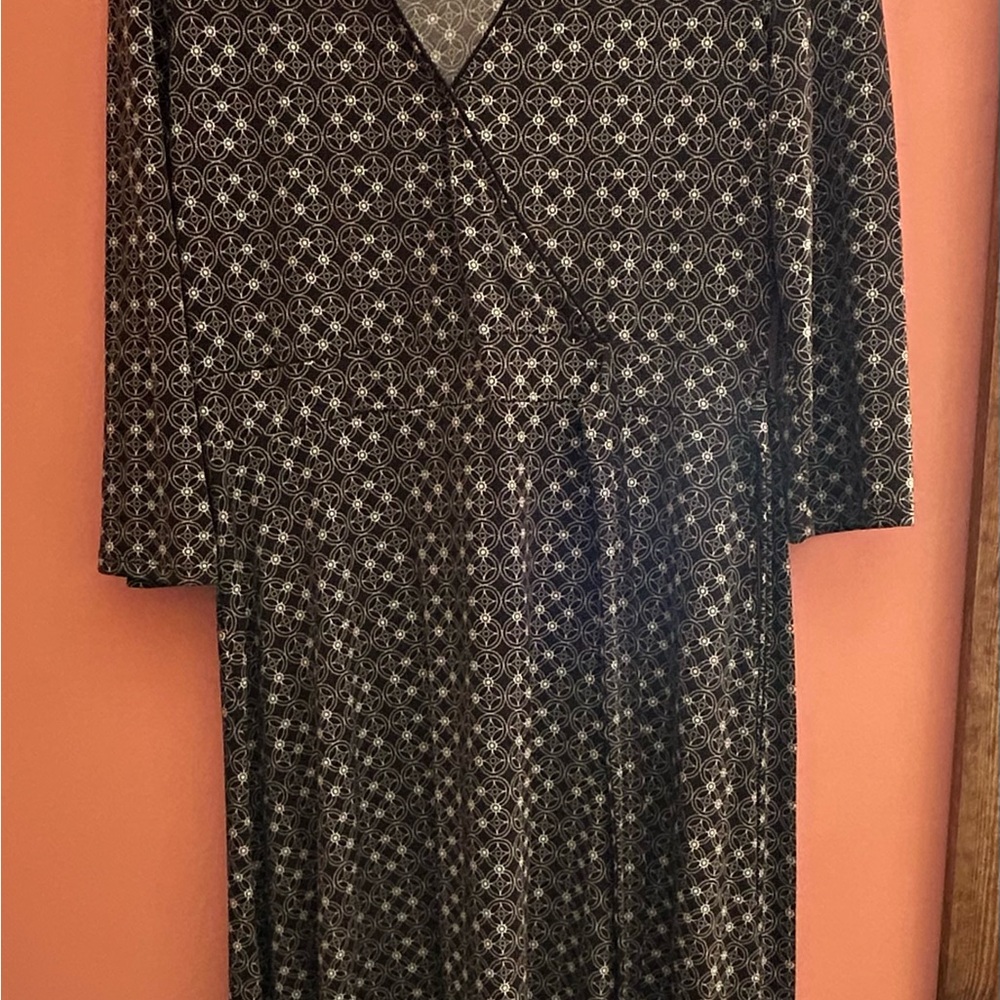 Apt. 9 Black and White Geometric Dress